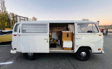 Volkswagen-bus-1972-14