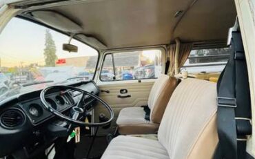 Volkswagen-bus-1972-7