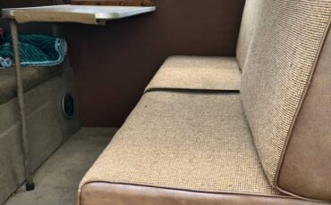 Volkswagen-bus-1973-green-15