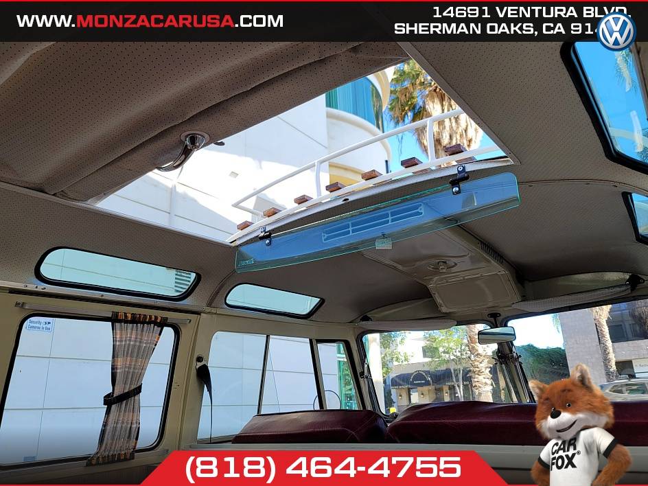 Volkswagen-bus-23-window-23-1974-3