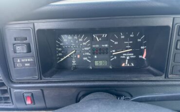 Volkswagen-cabriolet-wolfsburg-1992-white-11