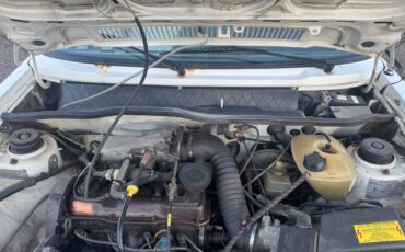 Volkswagen-cabriolet-wolfsburg-1992-white-2