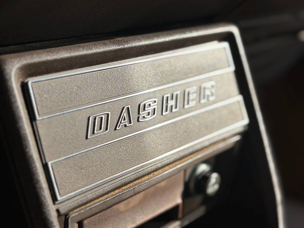 Volkswagen-dasher-diesel-1981-12