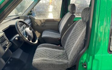 Volkswagen-diesel-1996-green-26