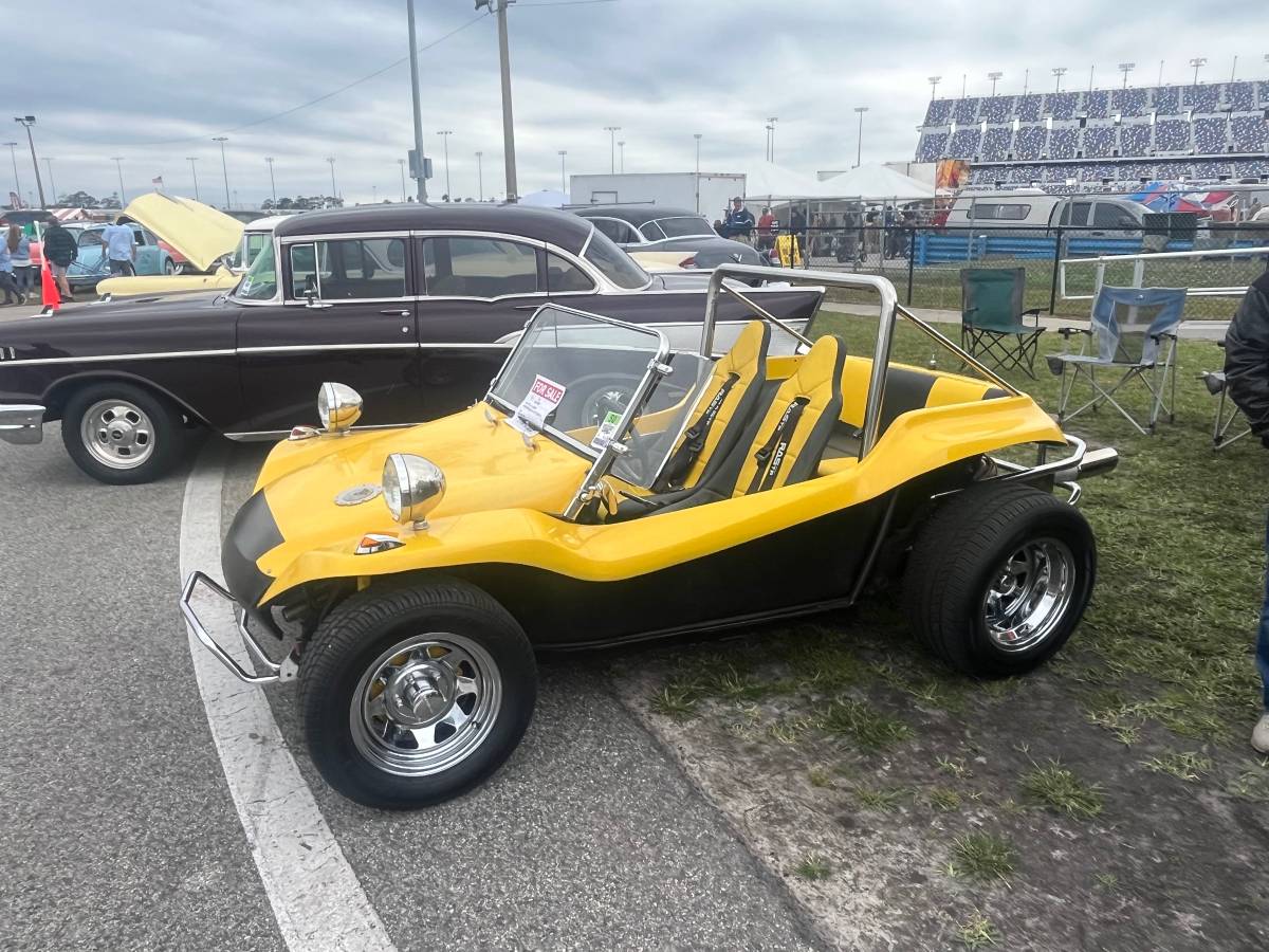Volkswagen-dunn-buggy-1963-yellow-1