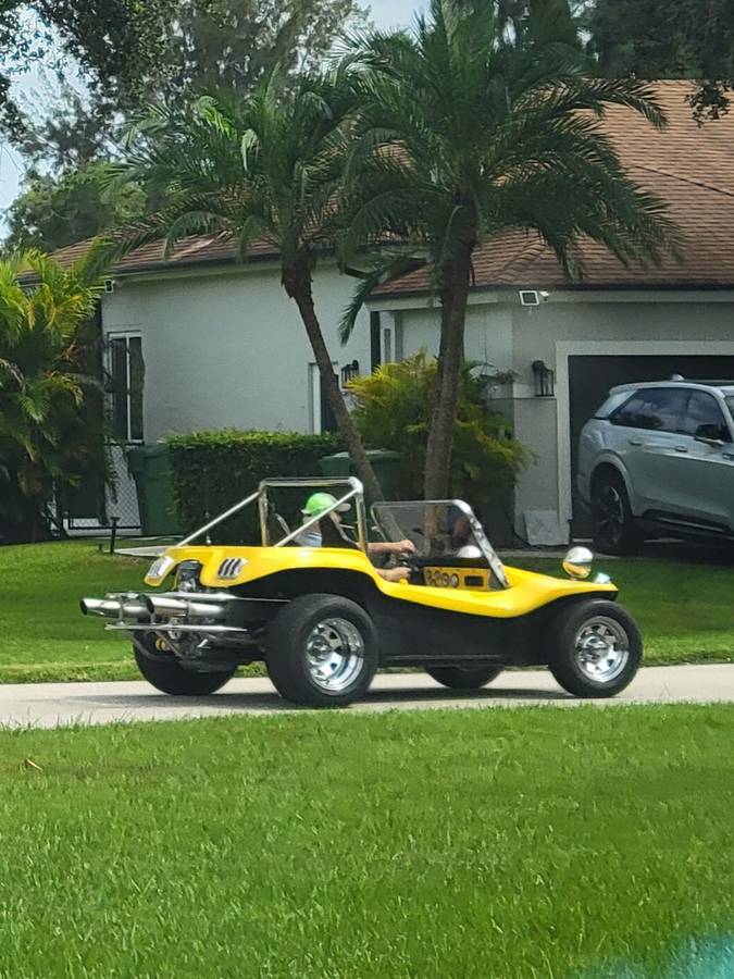 Volkswagen-dunn-buggy-1963-yellow-10