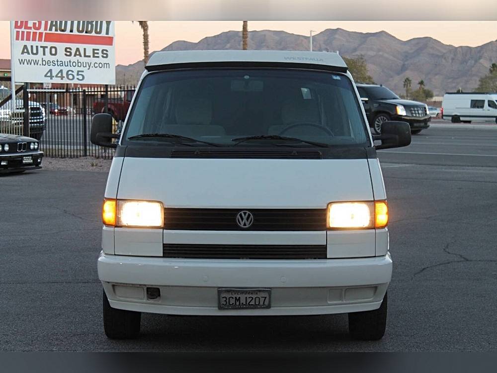 Volkswagen-eurovan-1993-white-1