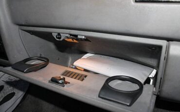 Volkswagen-eurovan-1993-white-18