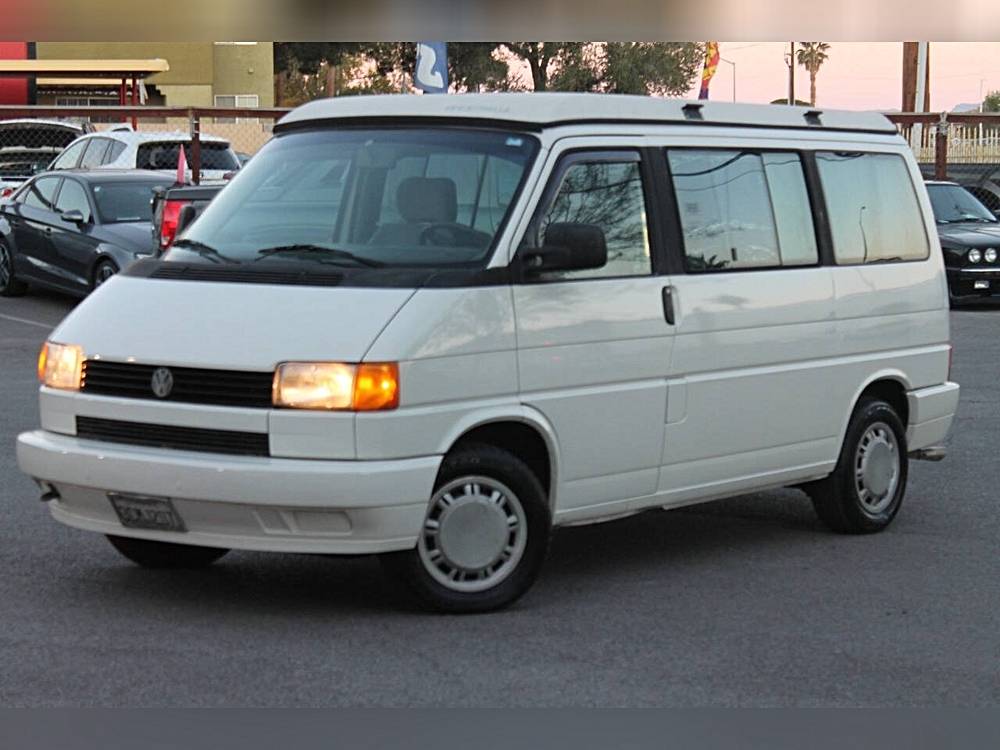 Volkswagen-eurovan-1993-white-2