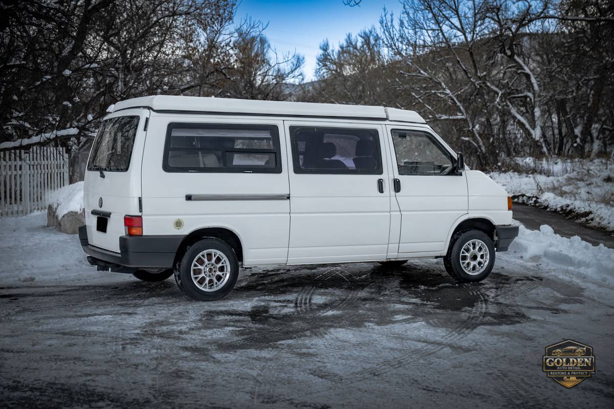 Volkswagen-eurovan-camper-1995-white-1