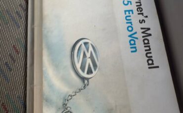 Volkswagen-eurovan-camper-1995-white-13