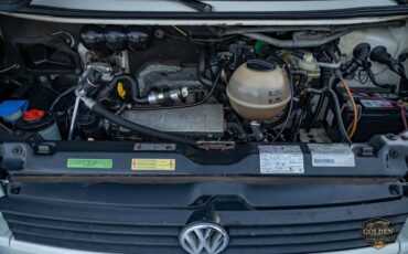 Volkswagen-eurovan-camper-1995-white-7