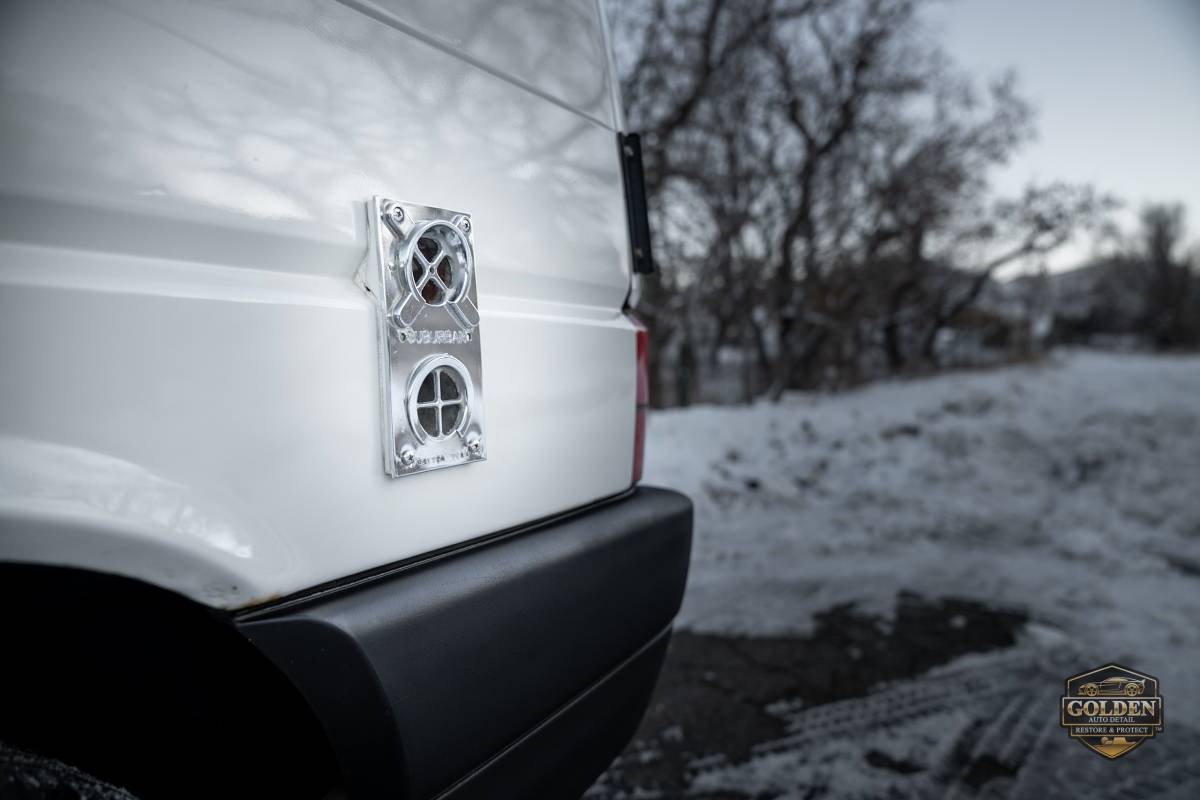 Volkswagen-eurovan-camper-1995-white-8