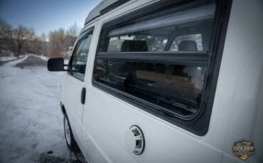 Volkswagen-eurovan-camper-1995-white-9