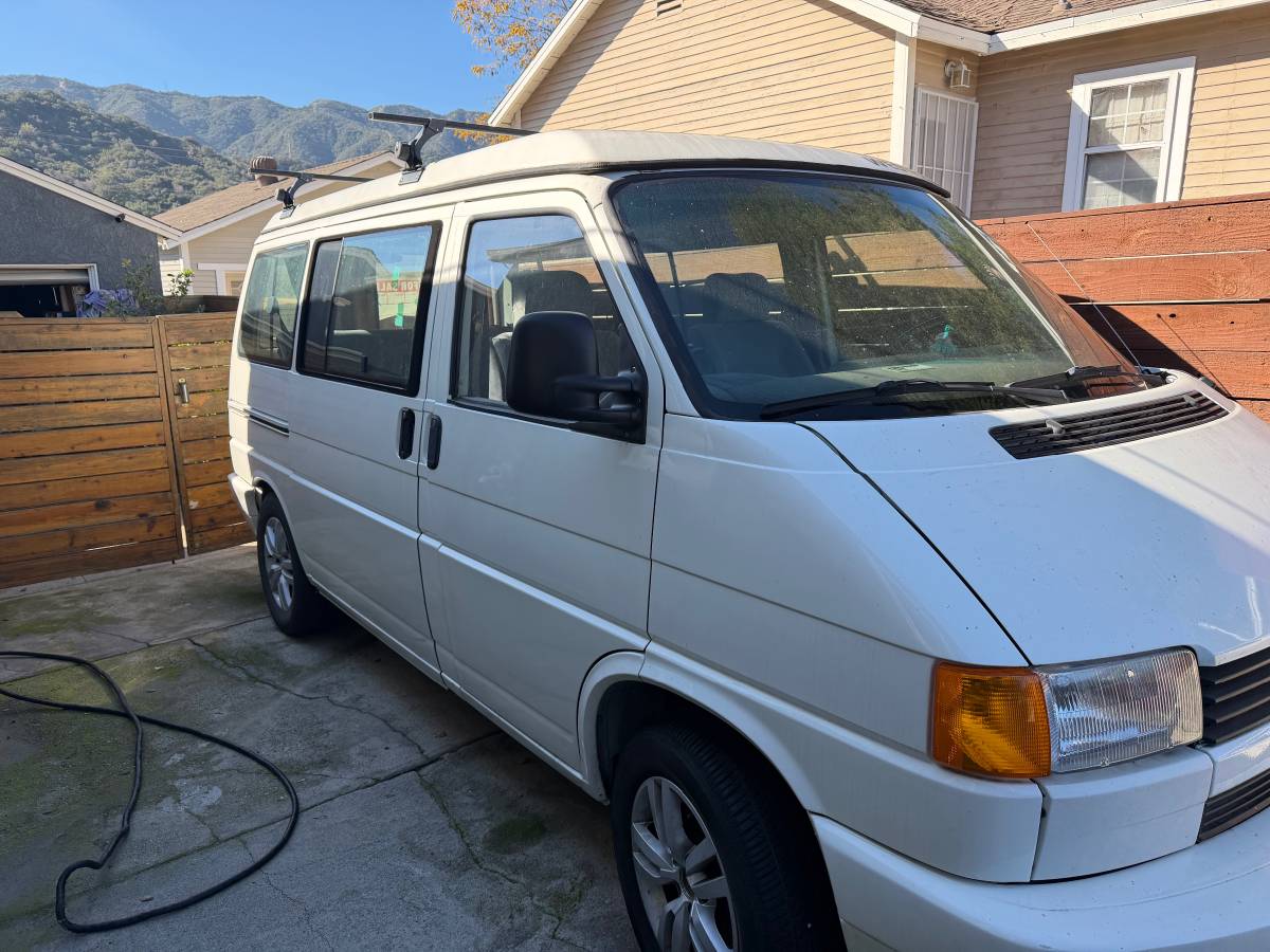Volkswagen-eurovan-westfalia-1993-white-6