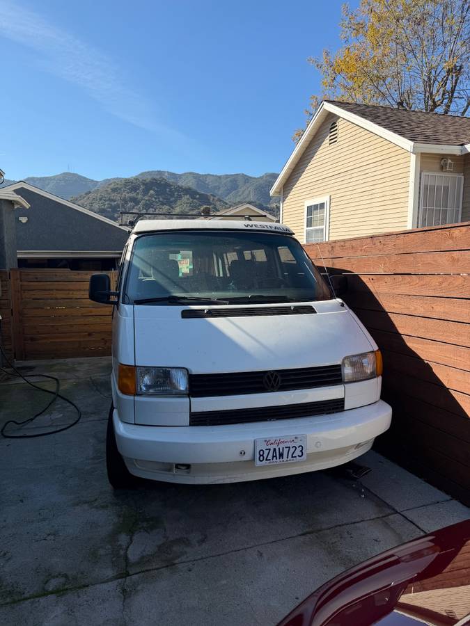 Volkswagen-eurovan-westfalia-1993-white