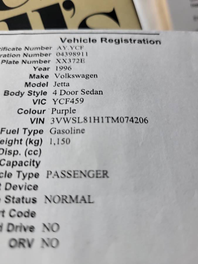 Volkswagen-jetta-1996-custom-5