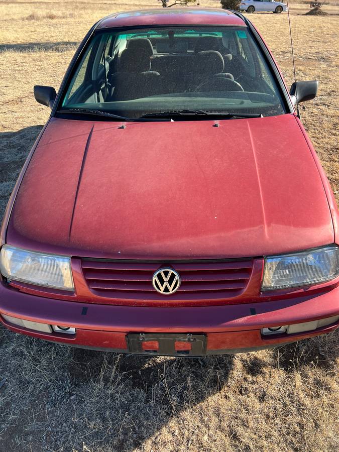 Volkswagen-jetta-1996-red-2