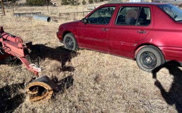 Volkswagen-jetta-1996-red