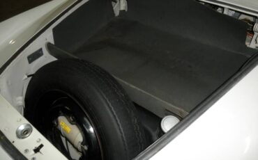 Volkswagen-karmann-ghia-1963-13