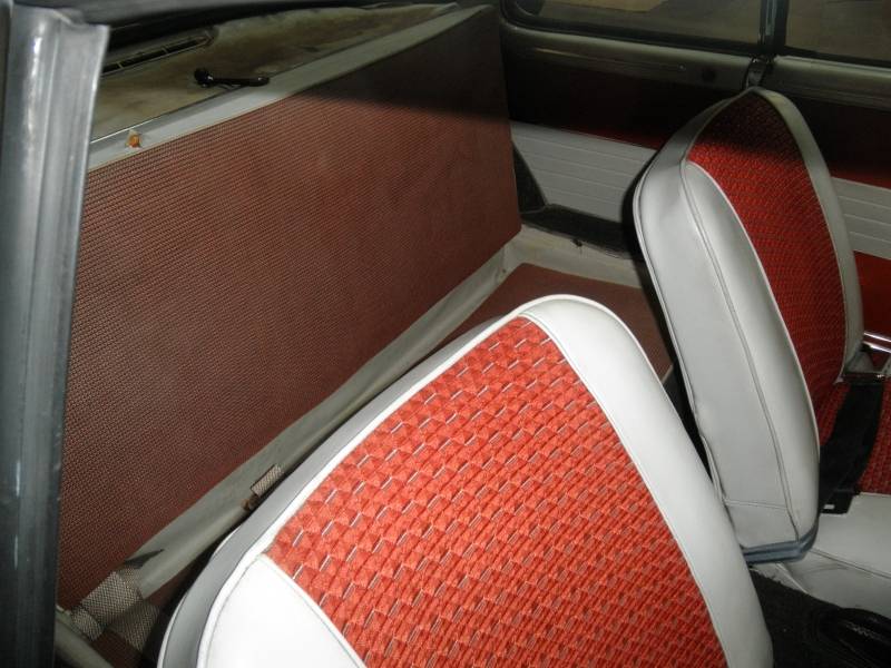 Volkswagen-karmann-ghia-1963-9