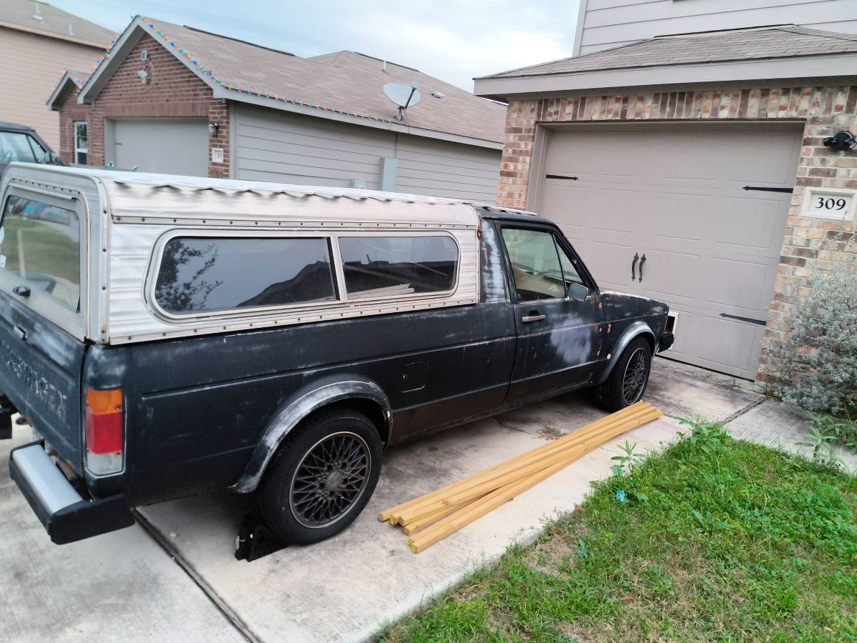 Volkswagen-rabbit-pickupcaddy-1981-black-1