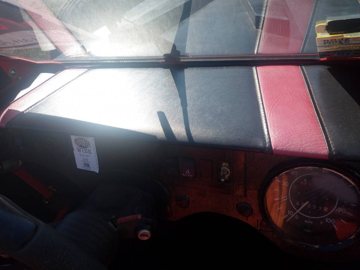 Volkswagen-roadster-1968-11