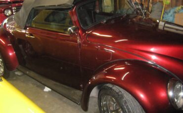 Volkswagen-super-beetle-1979-red-8