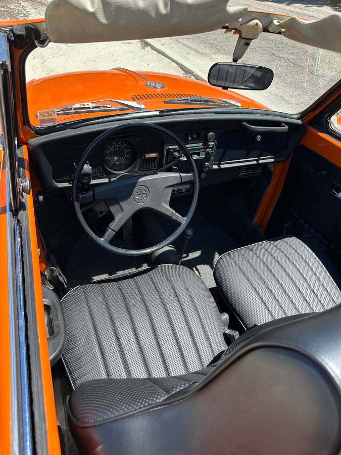 Volkswagen-super-beetle-vw-1972-orange-6