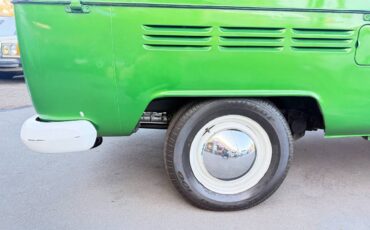 Volkswagen-t2-1970-green-10