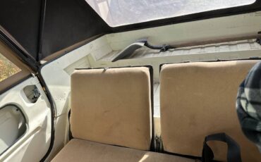 Volkswagen-thing-1976-orange-4