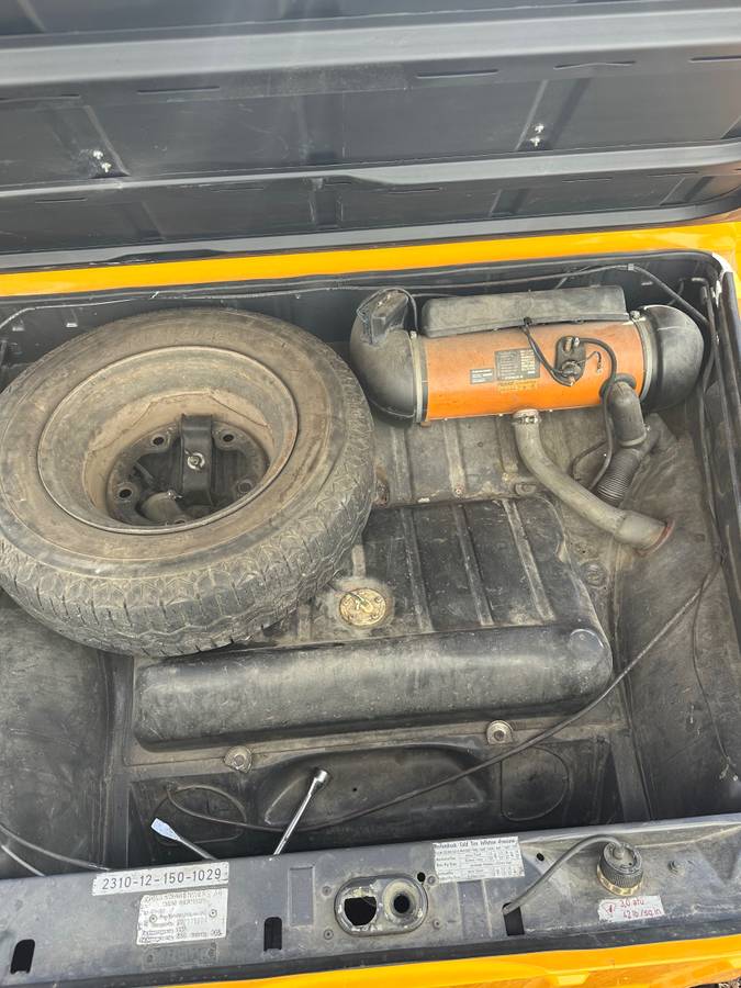 Volkswagen-thing-1976-orange-8