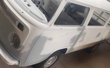 Volkswagen-transporter-1973-2