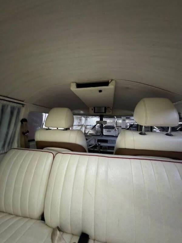 Volkswagen-transporter-1973-30