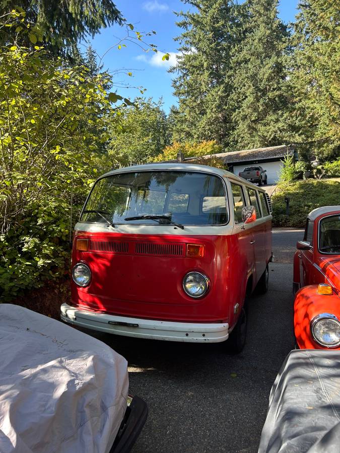 Volkswagen-transporter-1973-red-3