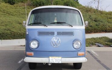 Volkswagen-transporter-microbus-type-2-1971-blue-12