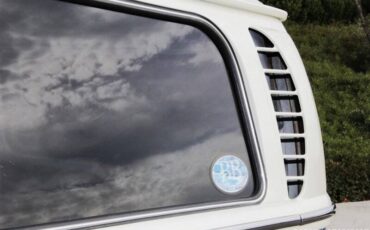 Volkswagen-transporter-microbus-type-2-1971-blue-16