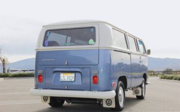 Volkswagen-transporter-microbus-type-2-1971-blue-23
