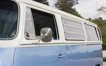 Volkswagen-transporter-microbus-type-2-1971-blue-9
