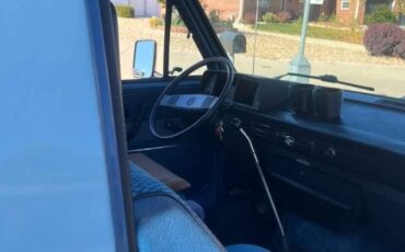 Volkswagen-vanagon-1983-blue-4