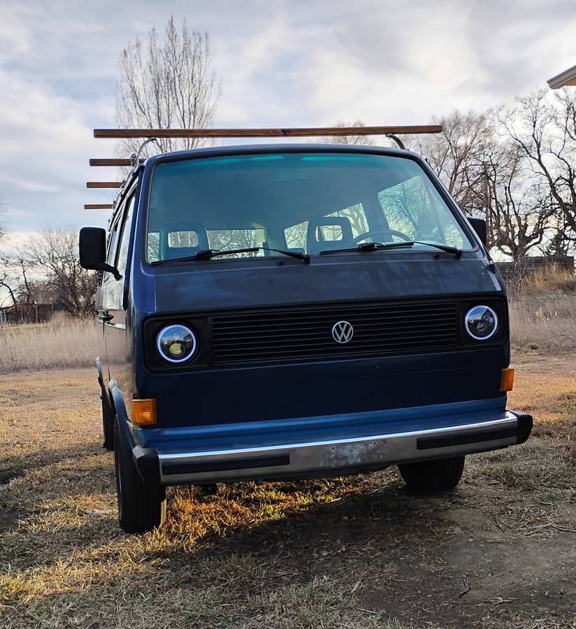 Volkswagen-vanagon-1983-blue-5