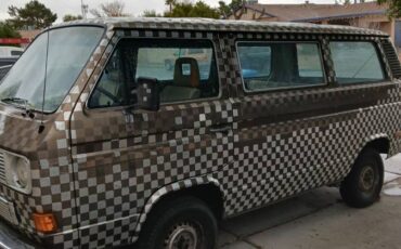 Volkswagen-vanagon-1984