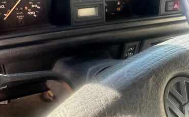 Volkswagen-vanagon-1987-2