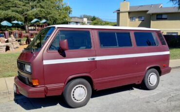 Volkswagen-vanagon-1990-custom-27