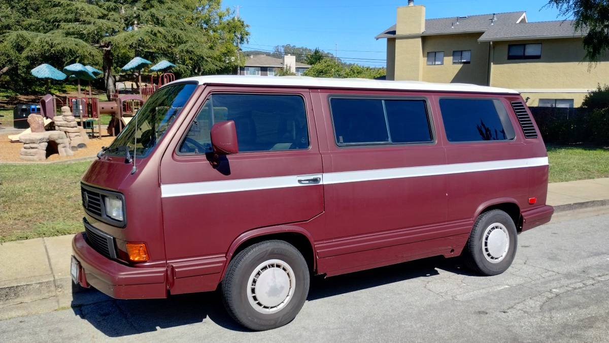 Volkswagen-vanagon-1990-custom-27