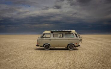 Volkswagen-vanagon-riviera-1985-grey-1