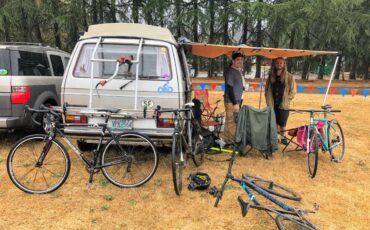 Volkswagen-vanagon-riviera-1985-grey-2