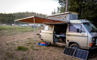 Volkswagen-vanagon-riviera-1985-grey-3