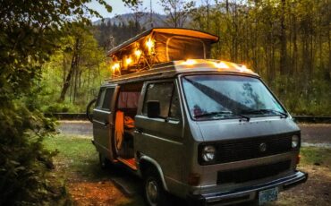 Volkswagen-vanagon-riviera-1985-grey-5