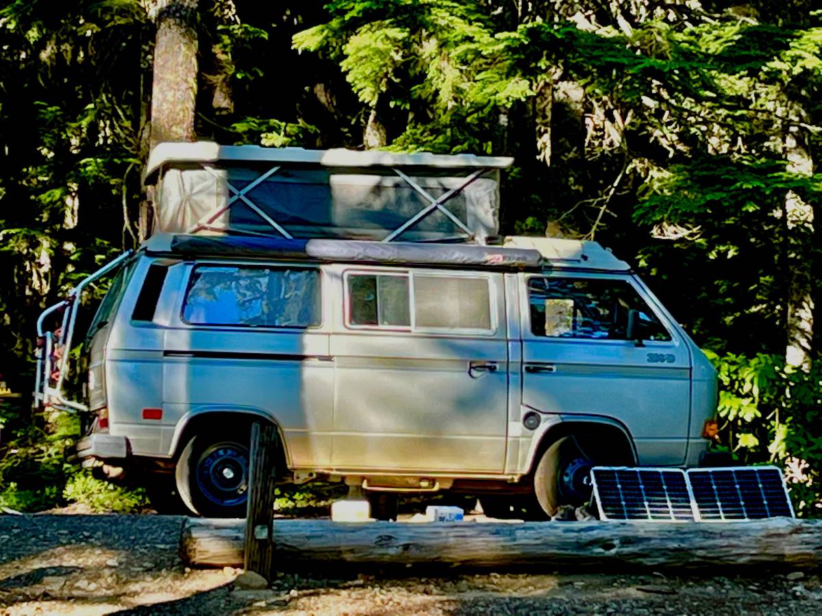 Volkswagen-vanagon-riviera-1985-grey-6